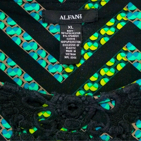 Alfani Geometric Crochet Tunic XL - Picture 7 of 7